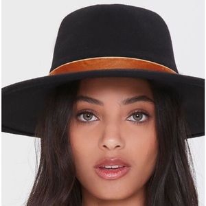 SALE ! Boho boater wool